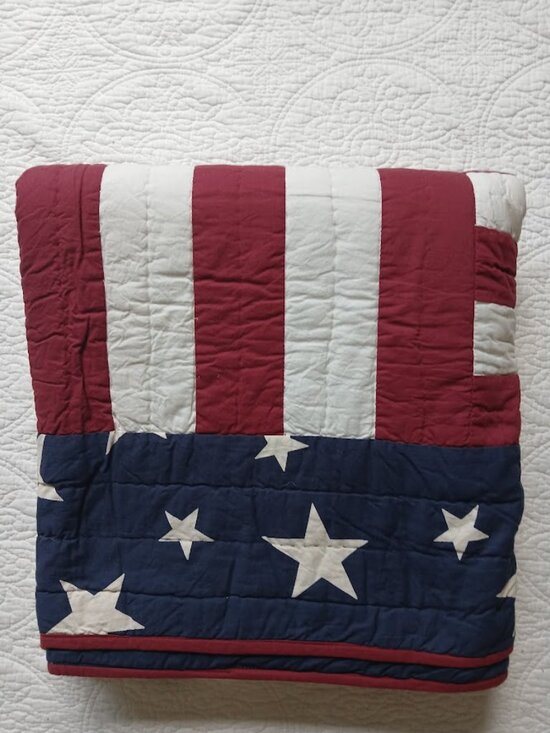 NORDSTROM Stars & Stripes Quilt